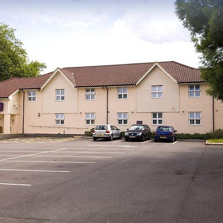 Premier Inn Bracknell Exterior photo