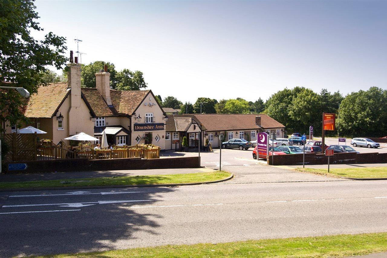 Premier Inn Bracknell Exterior photo